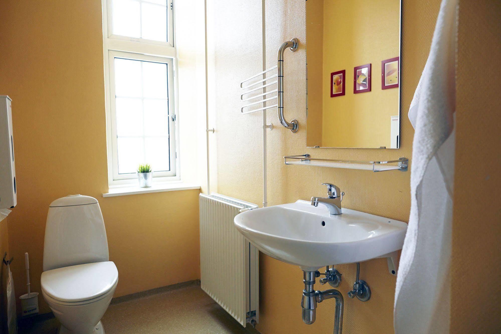 Danhostel Odense City المظهر الخارجي الصورة Bathroom
